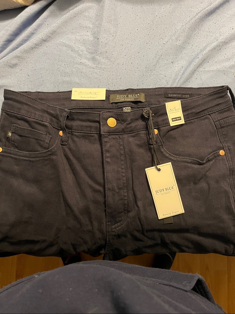 Judy Blue women’s Straight Jeans with Copper Accents
